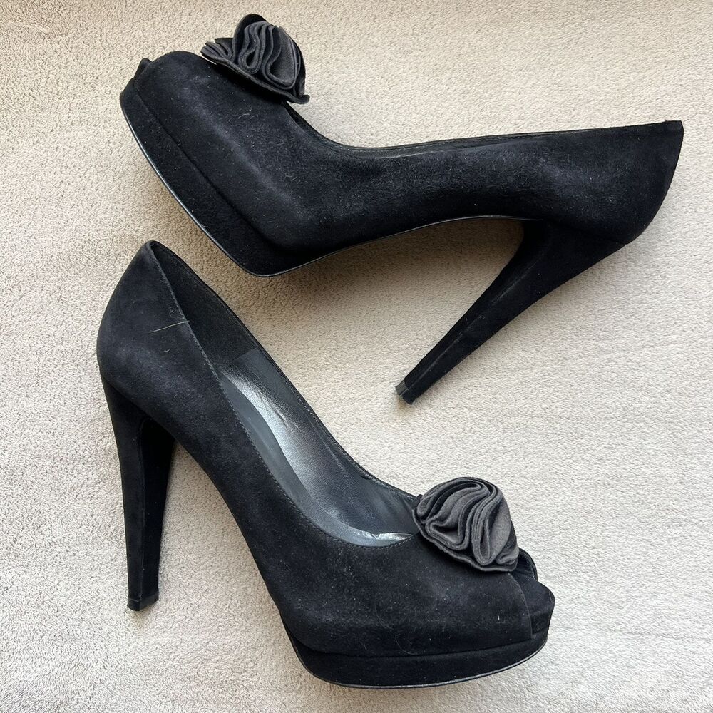Stuart Weitzman Black Suede Floral Peep Toe Stiletto Heels Women’s 8.5 Evening